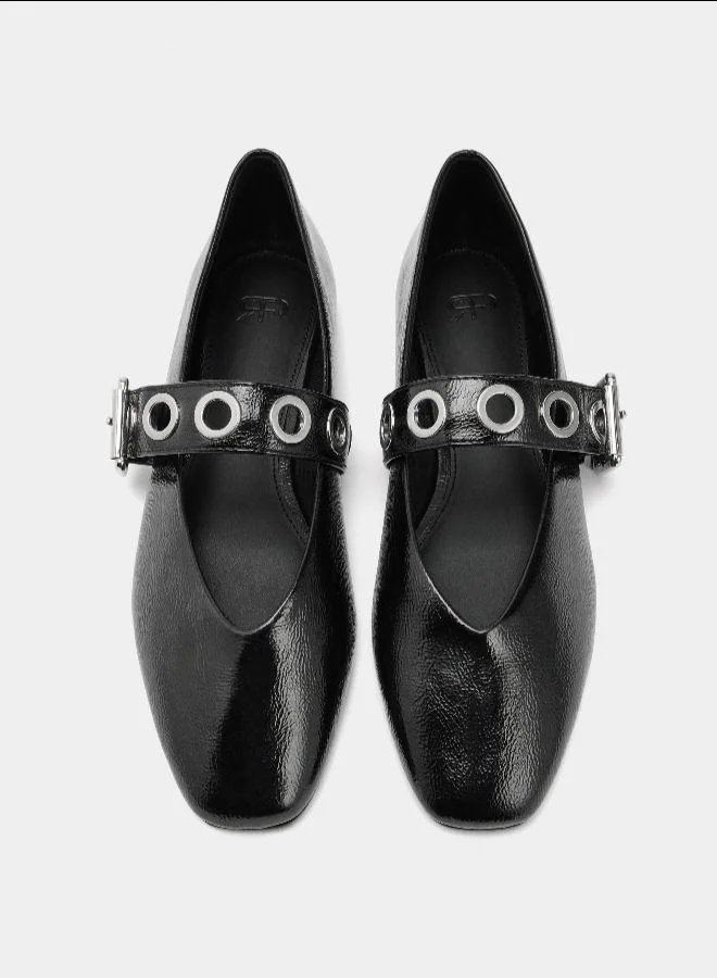 بارفوا مسطحات الباليه مع المسامير