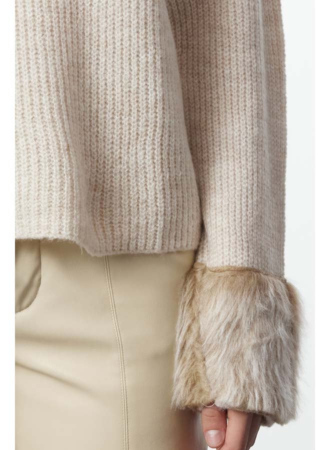 trendyol Soft Textured Sleeve Tip Fur Knitwear Sweater TWOAW25KZ00153 - Image 3