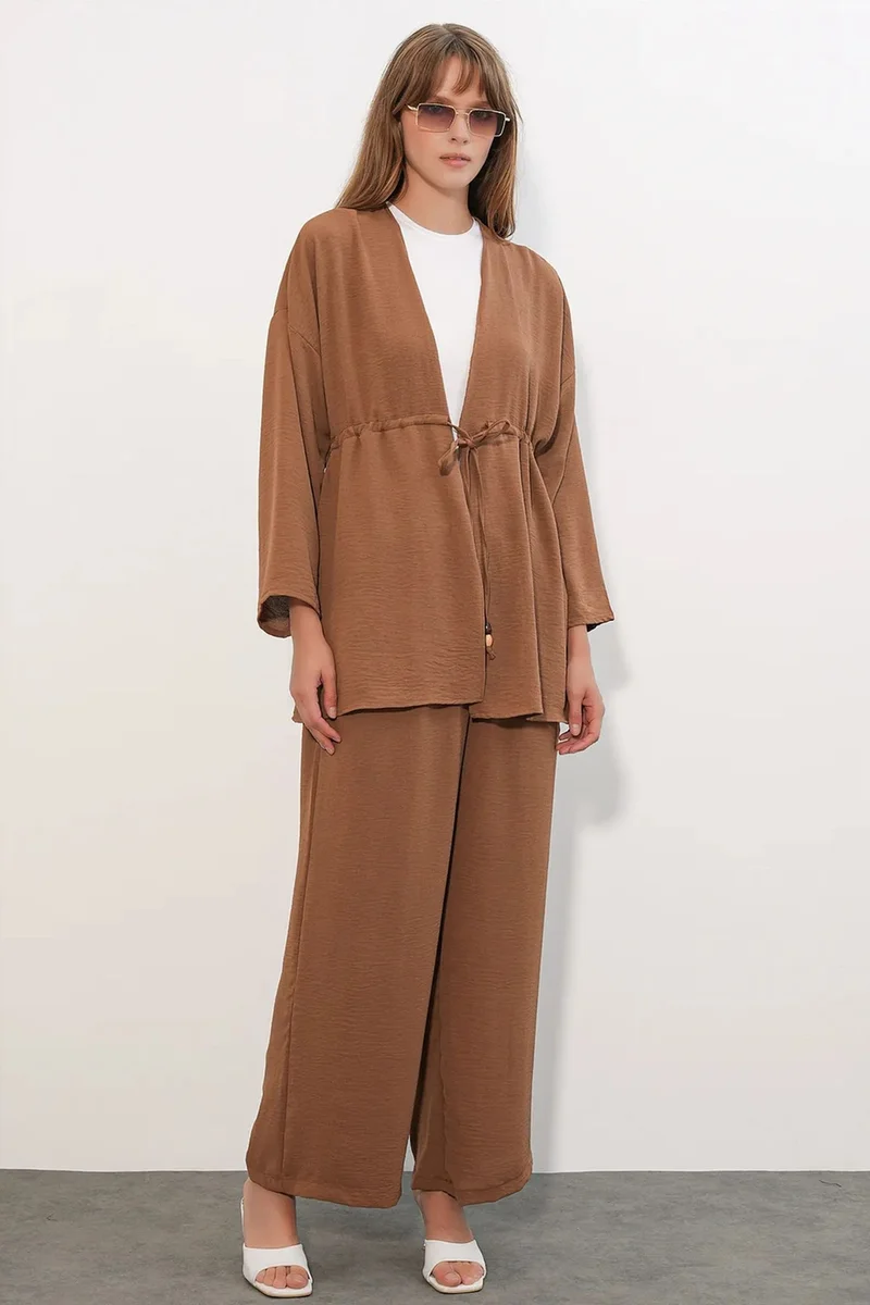 بيغ دارت BDART Two-Piece Wide-Leg Kimono Set