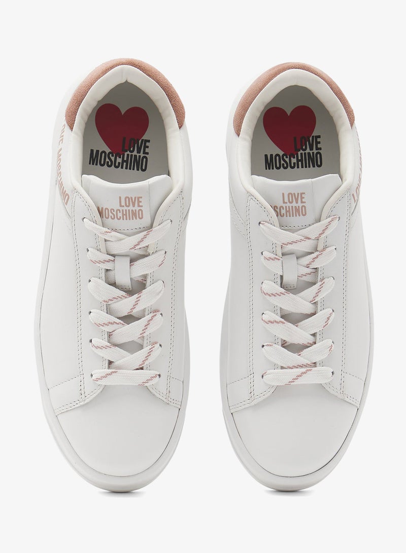 لوف موسكينو حذاء رياضي منخفض بشعار - Image 4