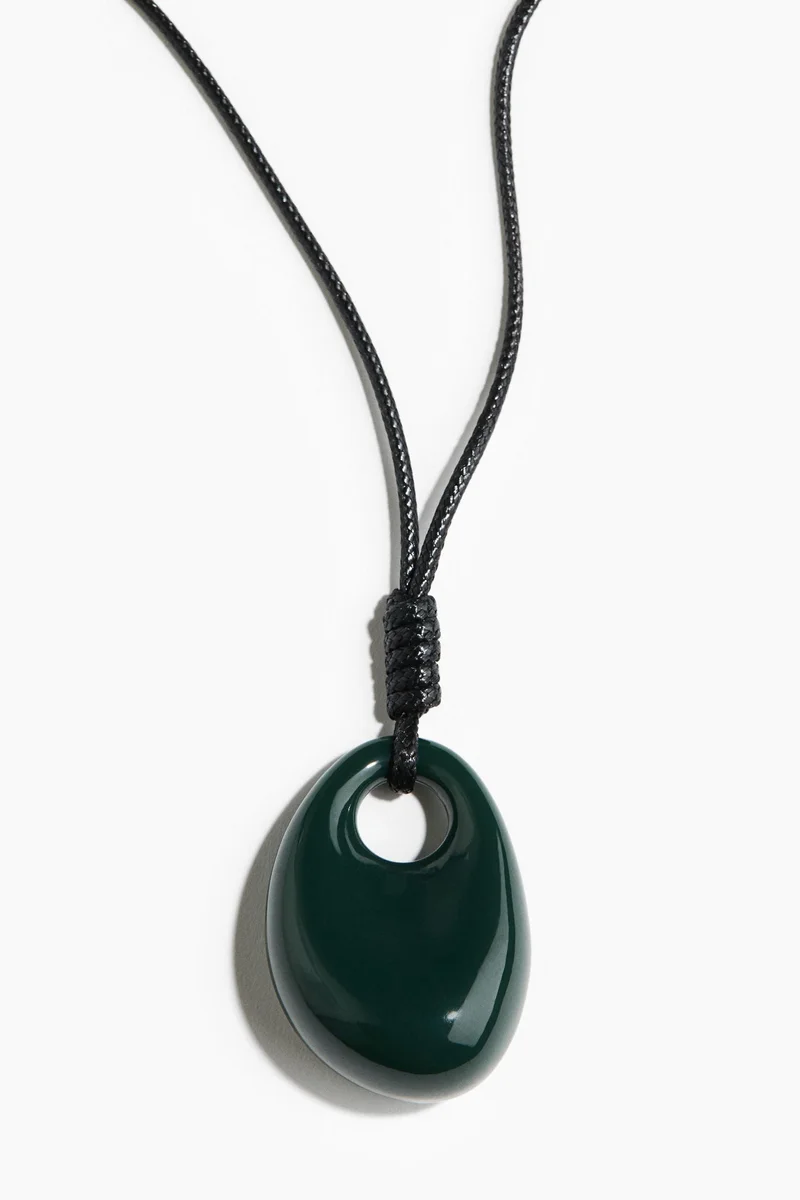 اتش اند ام قلادة سلك بتعليقة