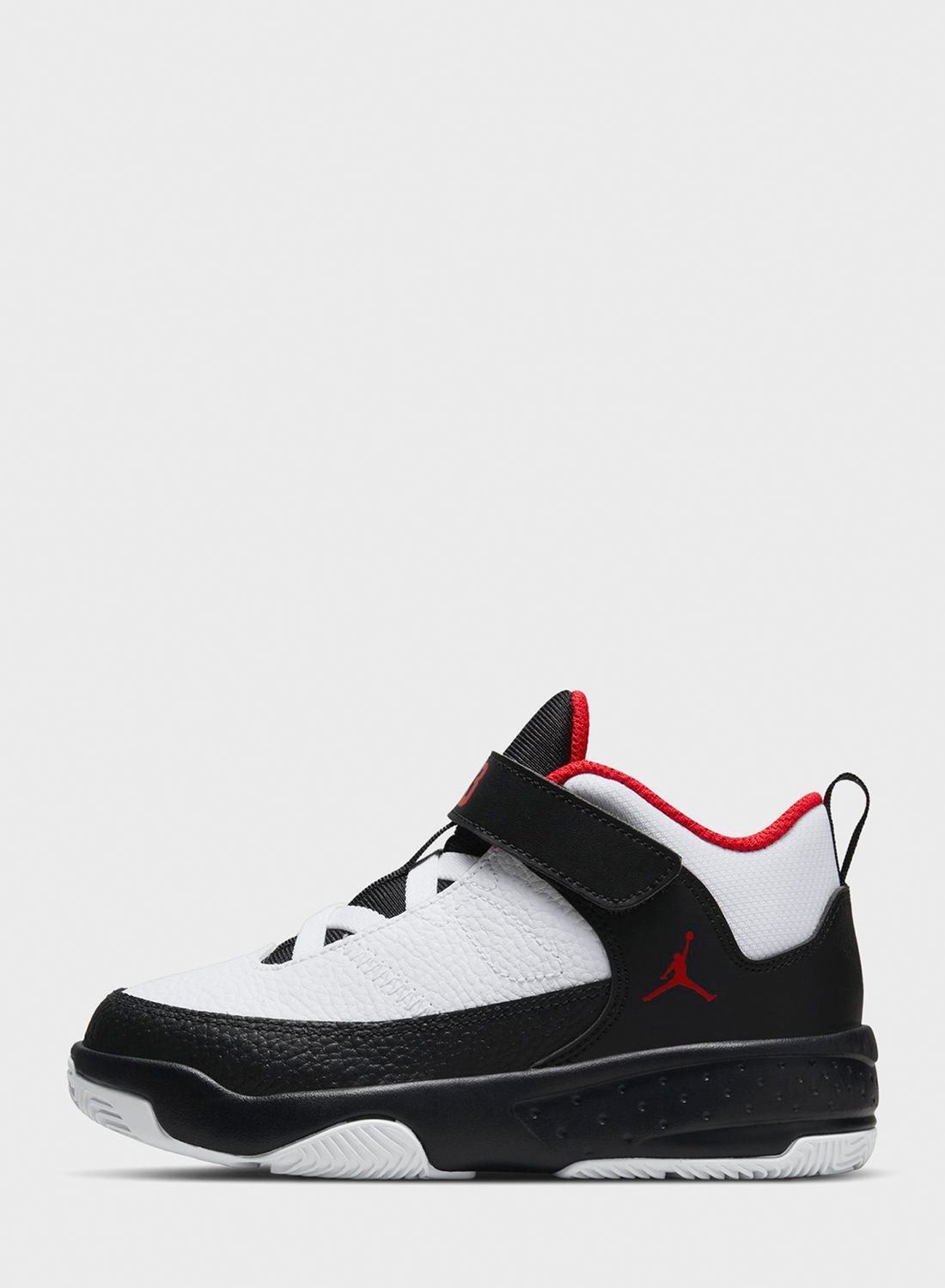 jordan max aura 3 youth