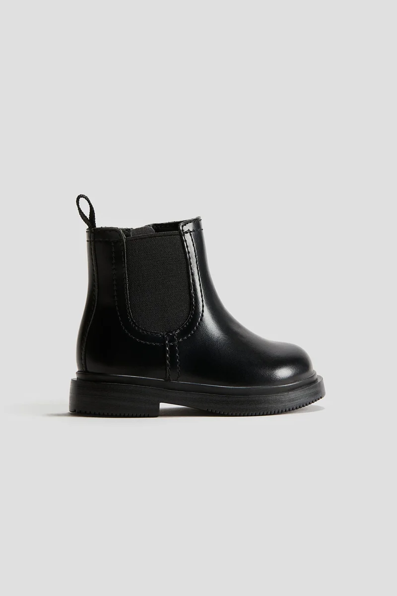 H&M Chelsea Boots