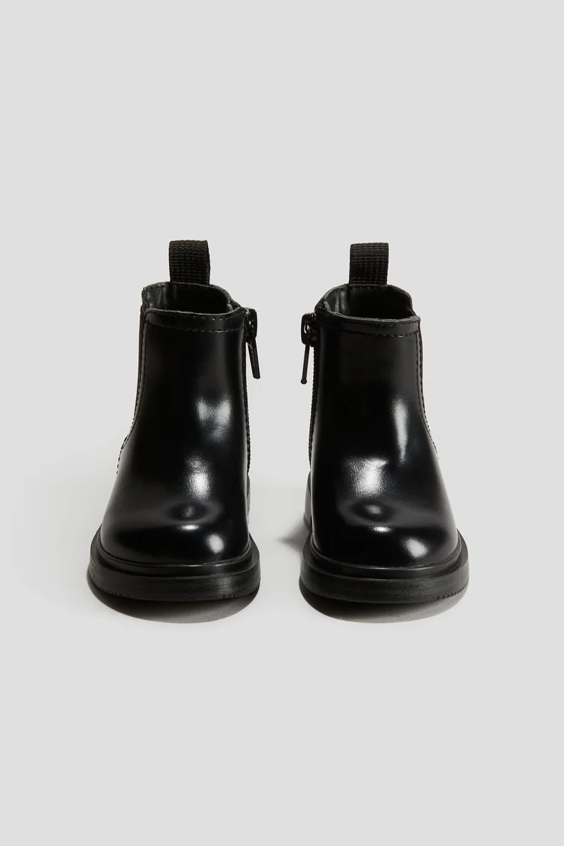 H&M Chelsea Boots