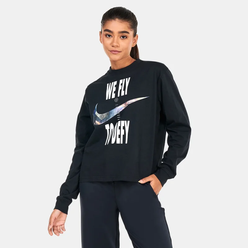 Nike Women's Boxy Swoosh T-Shirt