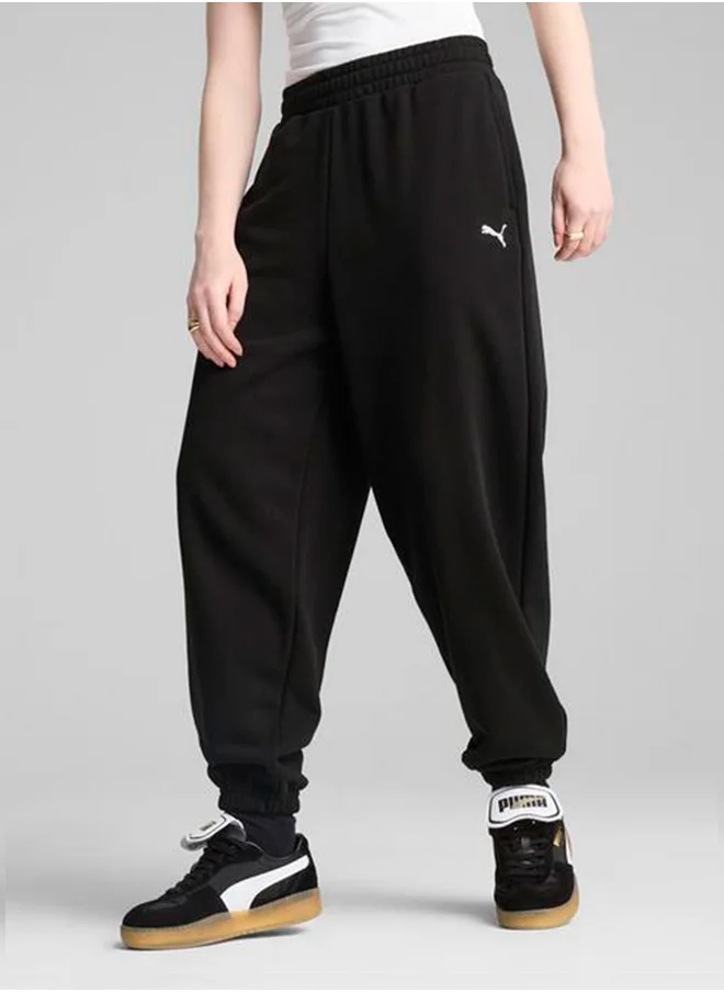 PUMA Wardrobe Essential Relaxed Sweatpants