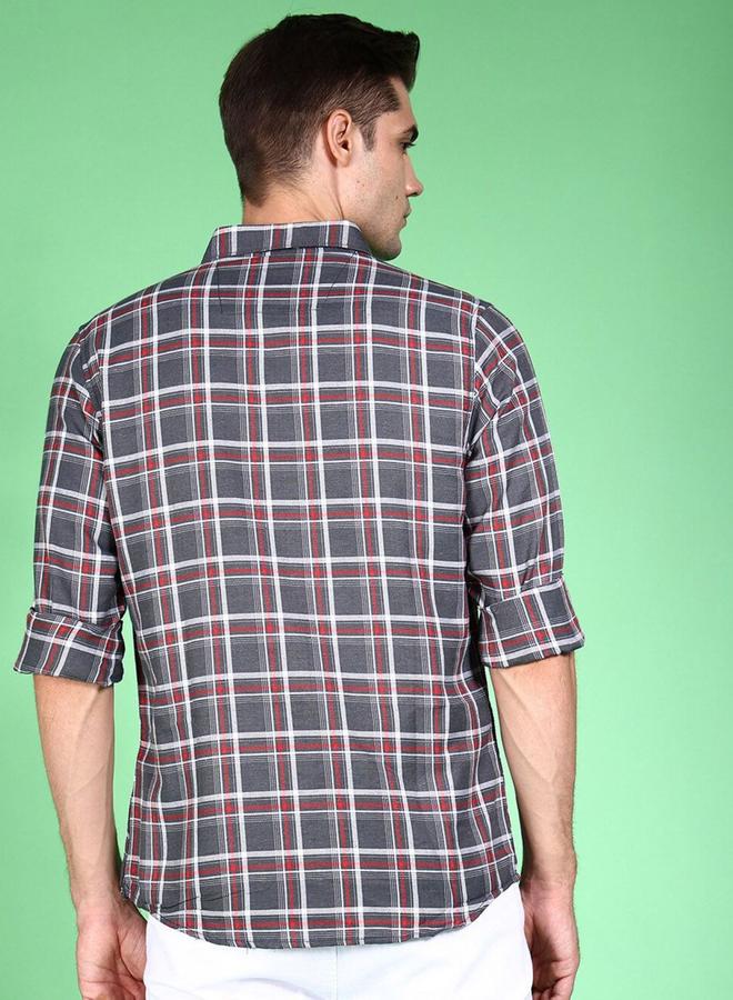 تايك تو قميص كاجوال رجالي كاروهات رمادي بياقة سبيد من هارد سودا - Image 5