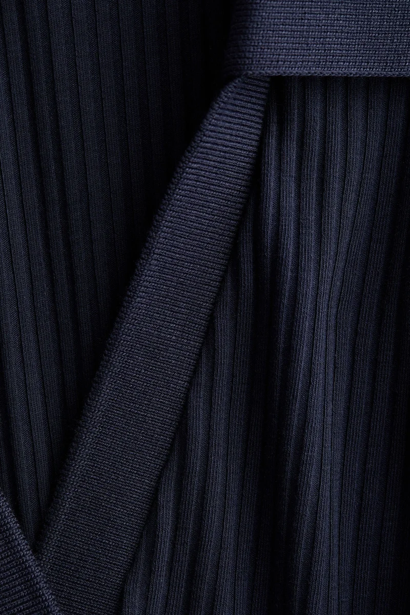 H&M Ribbed collared top