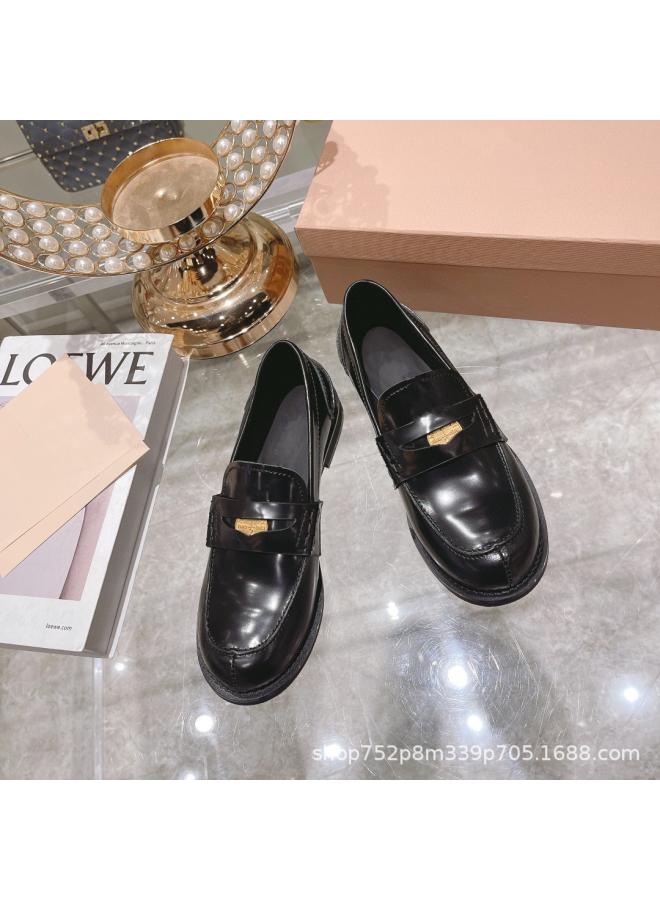 SHAKA Summer And Autumn Gold Coin Buckle Loafers Retro Round Toe Flat Single-Layer Shoes Antique Leather Shoes Women'S Letter All-Match Casual - Image 1