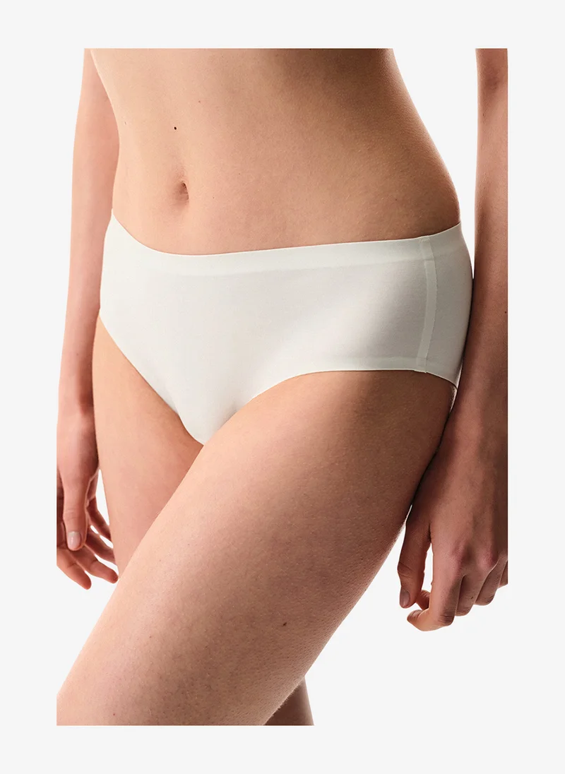 Penti Women 24 Hours Hipster White Briefs
