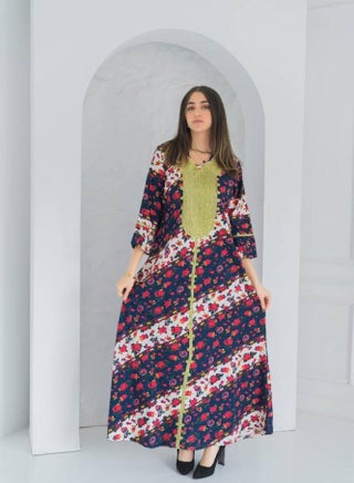 A floral robe made of comfortable and soft material on the skin. Multiple sizes to suit many different tastes and groups. - pzsku/Z269C53D61BC209CF5AD2Z/45/_/1739548590/90374d9b-91ab-4b76-9e60-ed6544f9c827