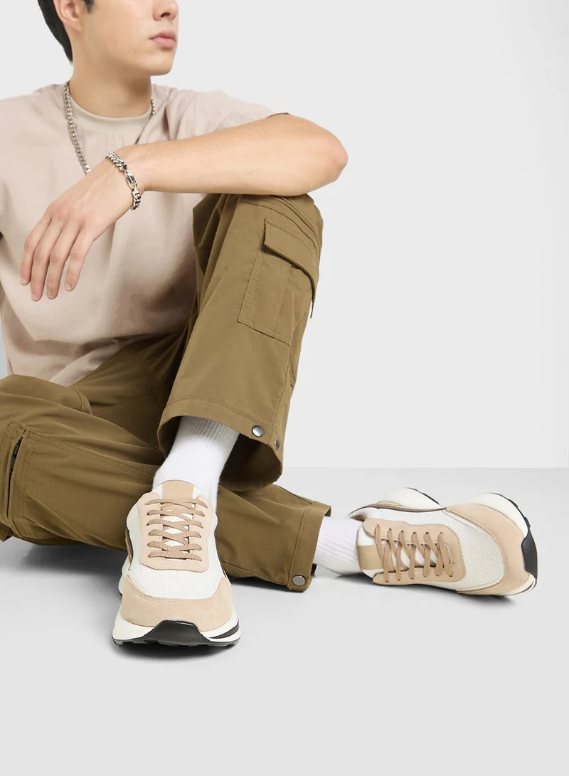 روبرت وود سنيكرز كاجوال