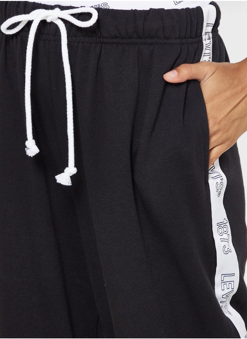 Levi's - Drawstring Stripe Detail Joggers - Image 1