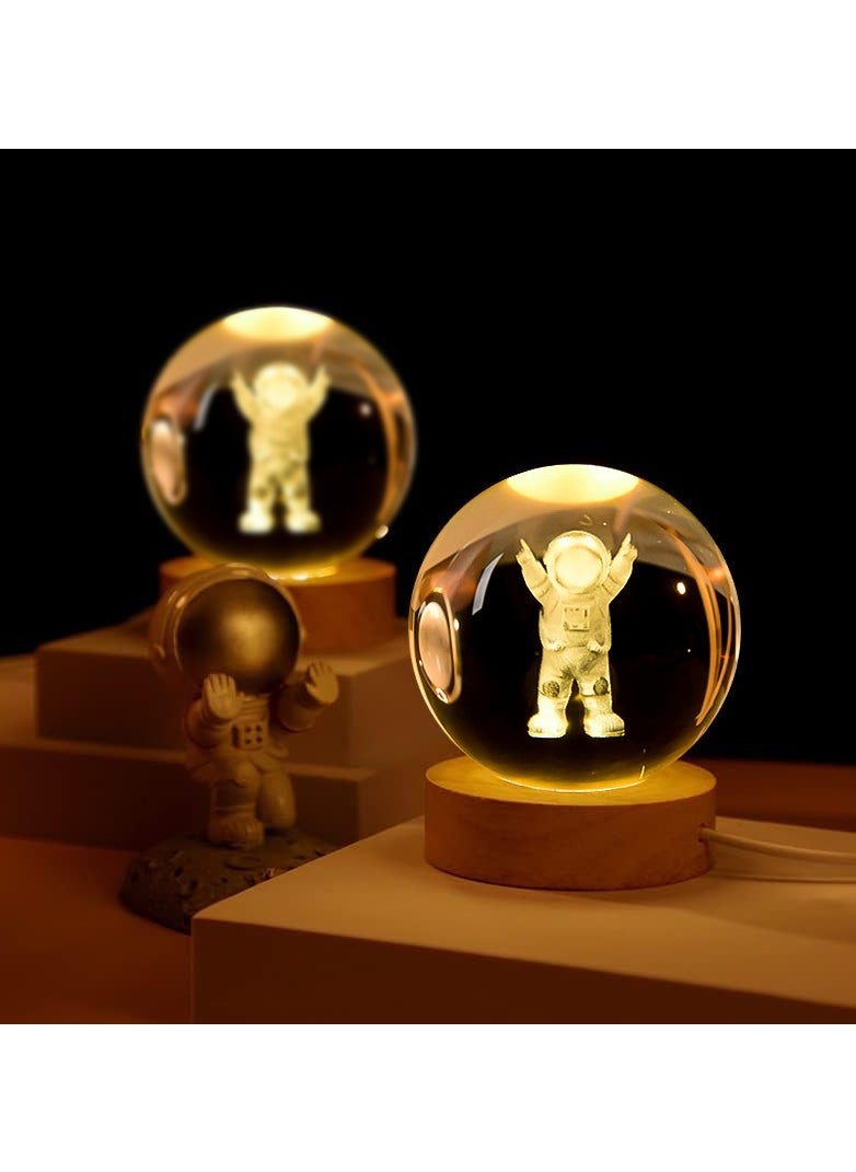NNEWVANTE 3D Astronaut Crystal Ball Kids Night Light Glass Ball Night Light with Wooden Base Fantasy Decoration Crystal Ball Gift LED Galaxy Planet Night Light Birthday Gift（astronauts）  - Image 4