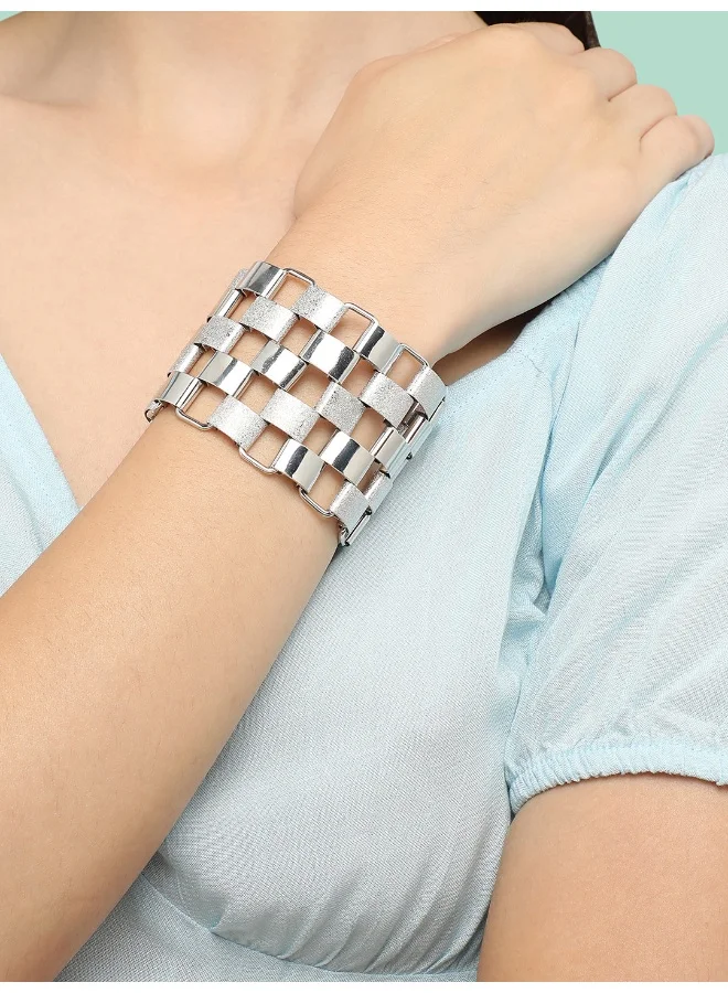 SOHI Party Clasp Artificial Bracelet Jewellery