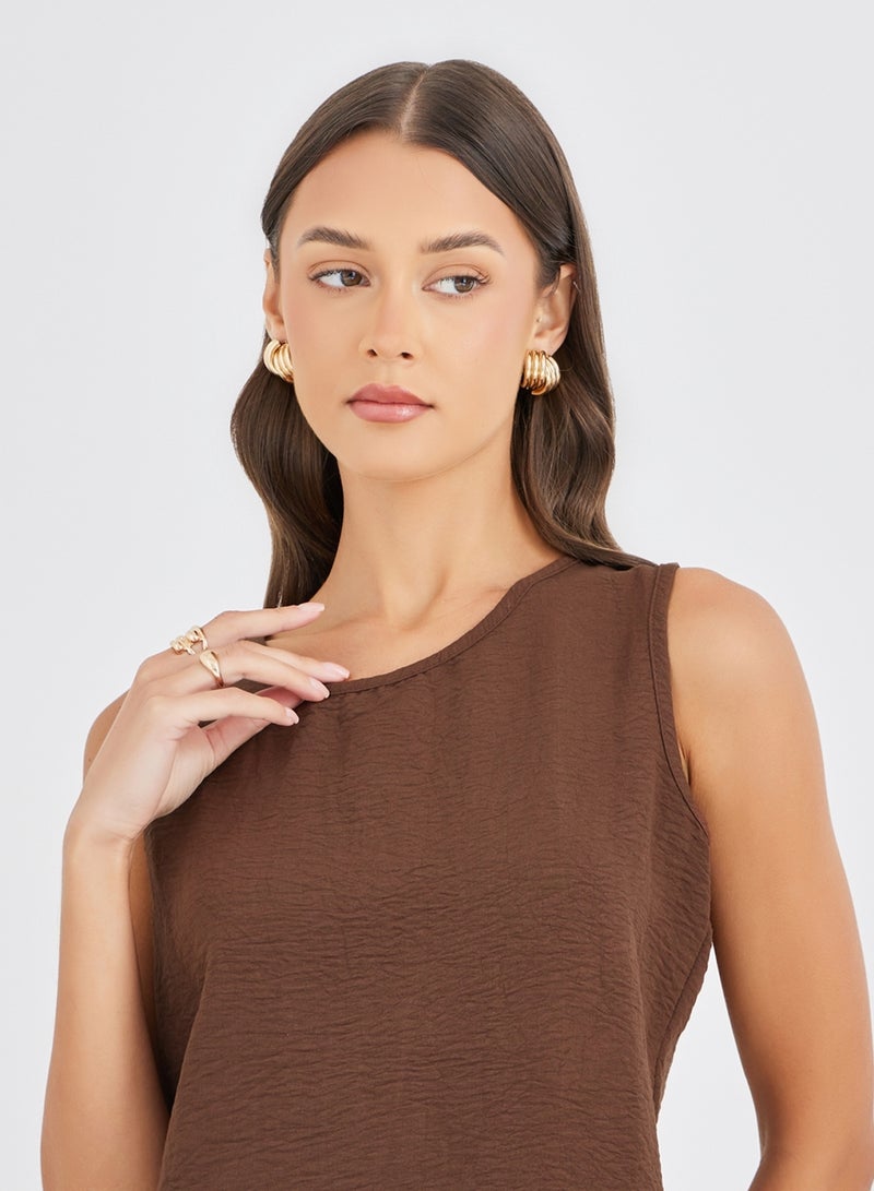 Styli Styli Solid Sleeveless Top and Wide Leg Pants Co-Ords  - Image 5