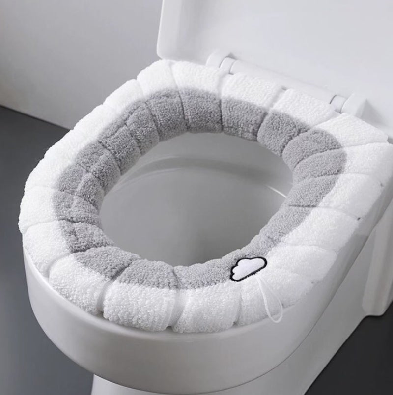 Toilet Seat Cover Gray-White: Antibacterial Fleece Material - Soft Warm Plush Texture - Stretchable Snug Fit for Standard O-Shaped Square Toilet Seats, Bathroom Hygiene - Image 1