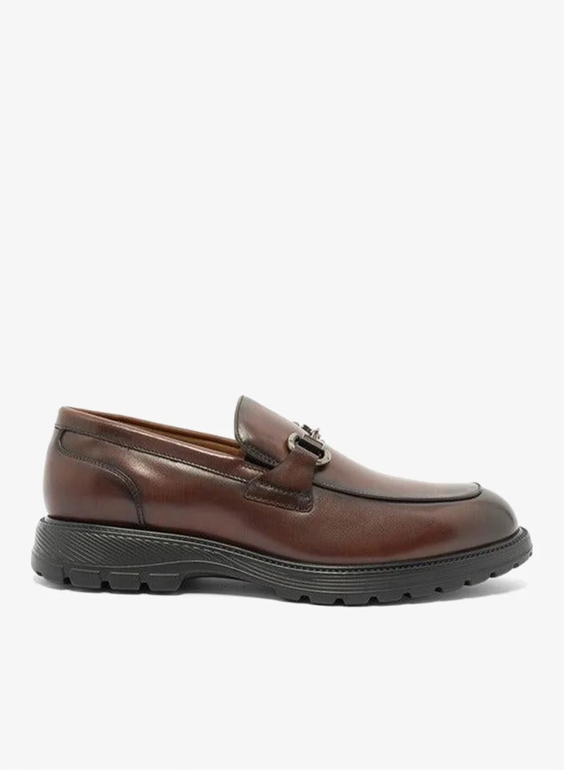 Le Confort Solid Metal Accent Loafers