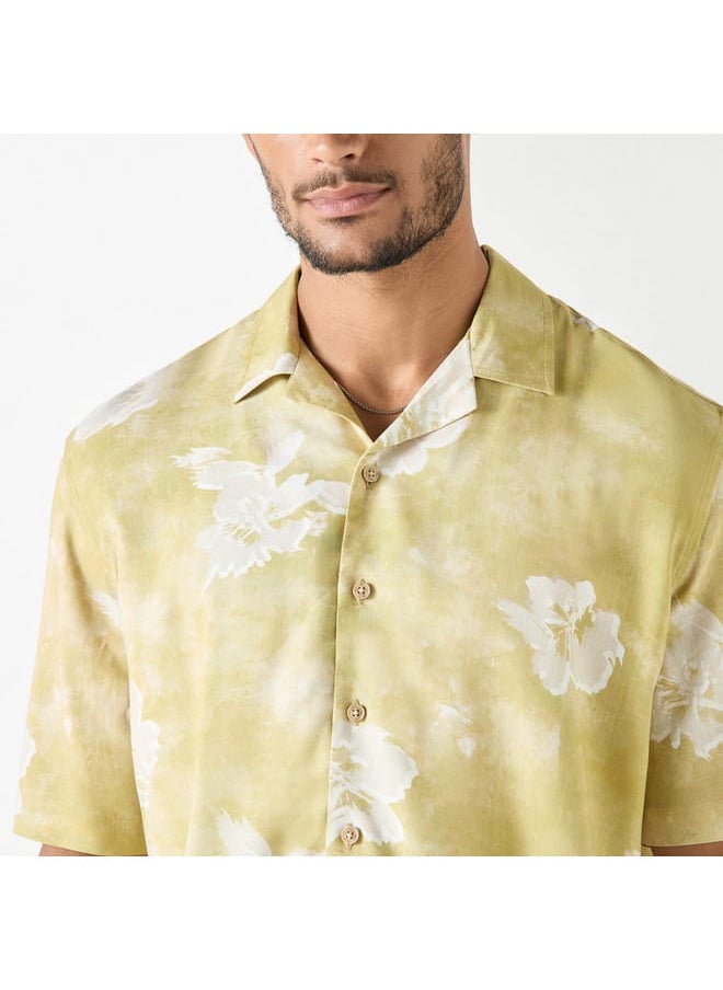 Iconic Iconic All-Over Print Shirt with Camp Collar and Short Sleeves  - Image 4