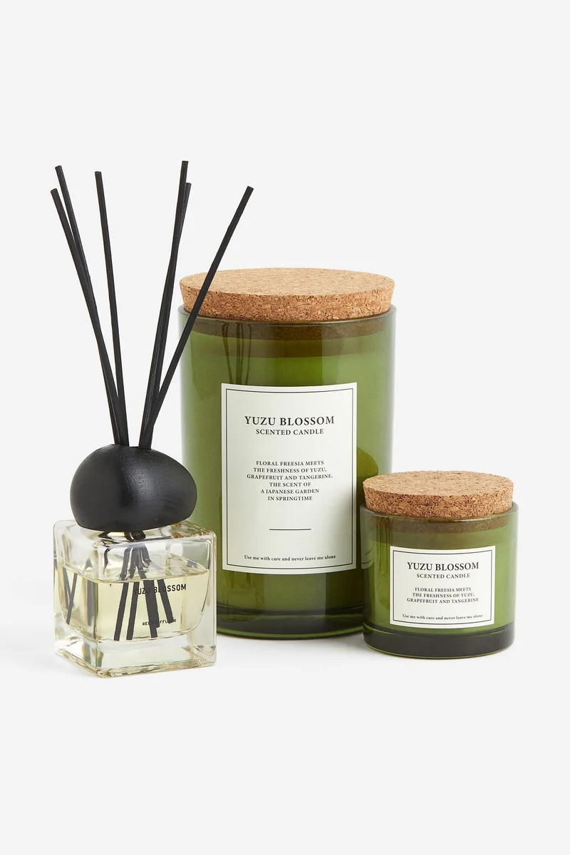 اتش اند ام Large cork-lid scented candle