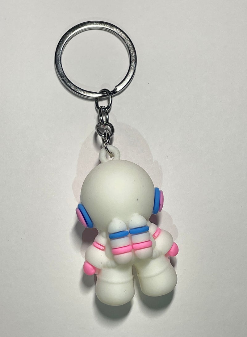 ميدالية مفاتيح كرتونية مميزة بتصميم رائد فضاء اكسسوار مميز مناسب للمفاتيح والحقائب - Image 3