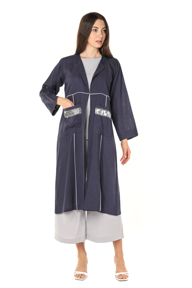 مويستريت طقم بلوزة وبنطلون من الكريب بتفاصيل جيوب مطرزة