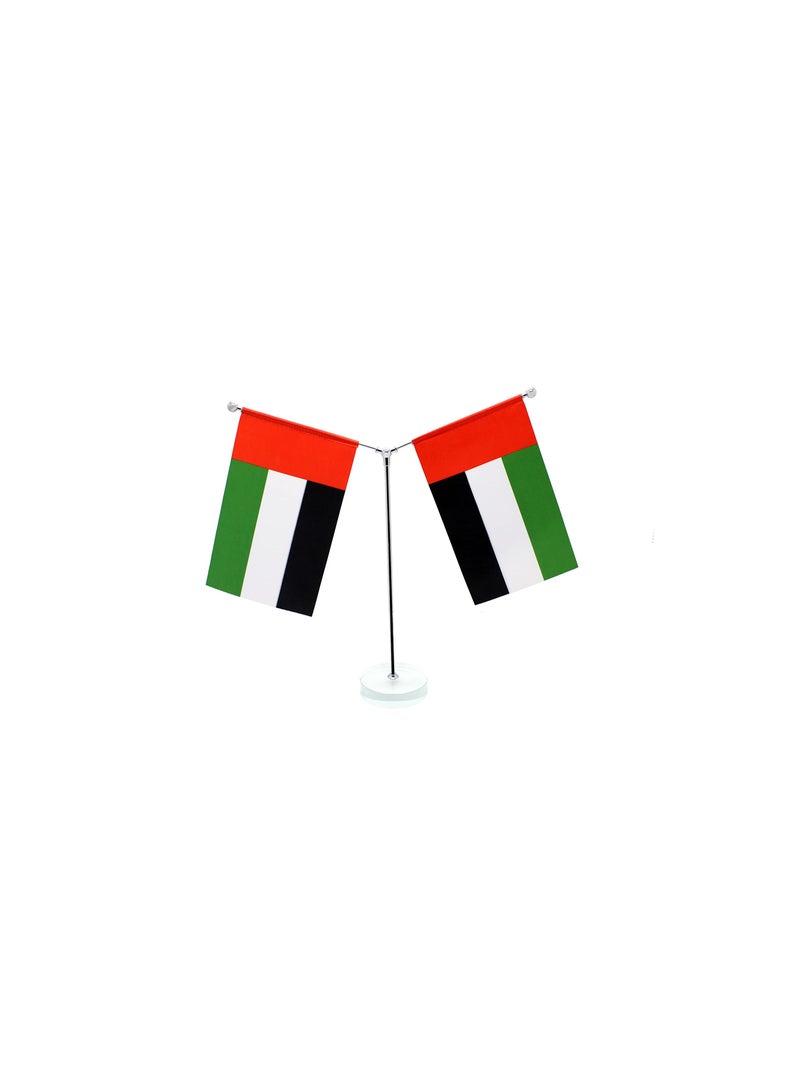ماركة غير محددة حامل علم طاولة معدني لدولة الإمارات العربية المتحدة - حامل عمود أعلام صغير مزدوج على شكل حرف Y - حامل سارية علم متين للمكتب أو المنزل أو المكتب أو المناسبات لتزيين طاولة المؤتمرات - حامل علم معدني فضي للمدارس  - Image 1