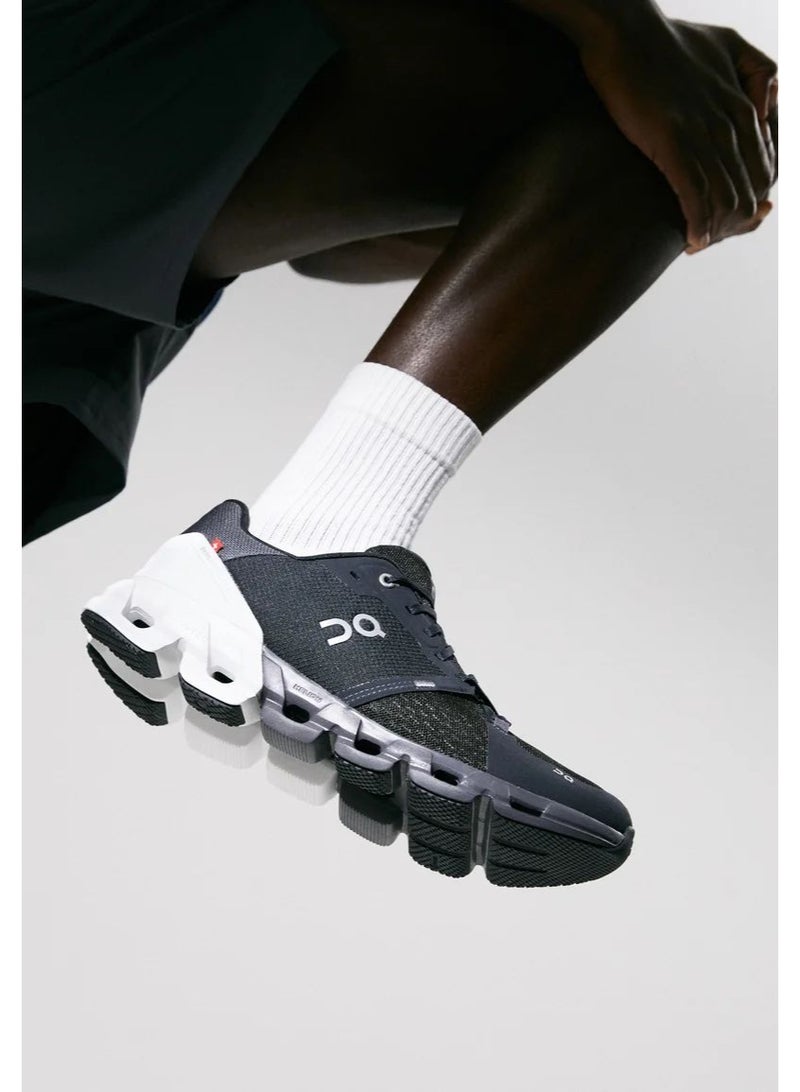 On Running Cloudflyer 4 Sneakers ‘Black and white' - Image 4