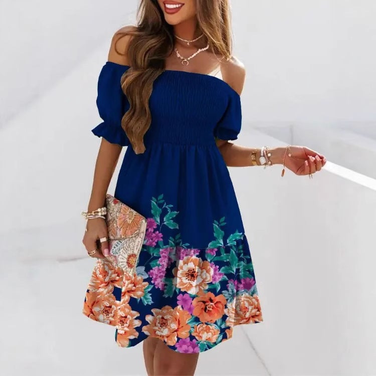 فستان بأكمام قصيرة بياقة عارية مع خصر مشدود وطبعات - Image 3