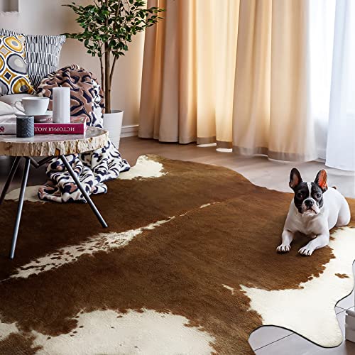 AROGAN سجادة أروغان الفاخرة من جلد البقر الصناعي 6.2 × 5.2 قدم، سجادات بطباعة بقرة كبيرة وقوية، مناسبة لتزيين غرفة النوم وغرفة المعيشة بالطراز الغربي، سجادة جلد بقرة من الفرو الصناعي، بني - Image 2