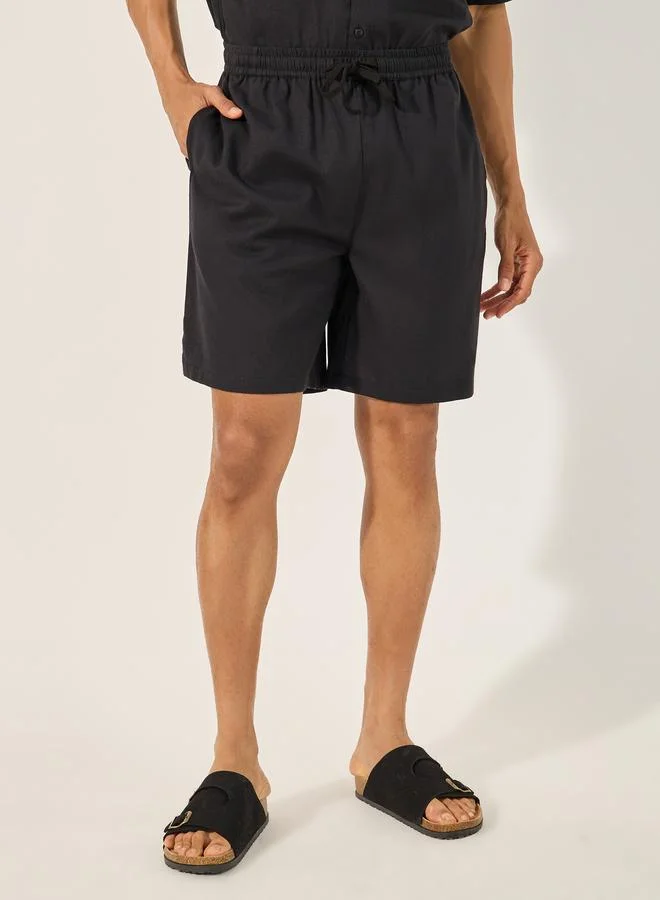 Styli Styli Solid Regular Fit Shirt and Shorts Cord-set