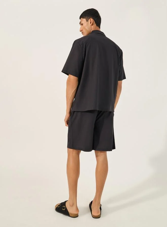 Styli Styli Solid Regular Fit Shirt and Shorts Cord-set