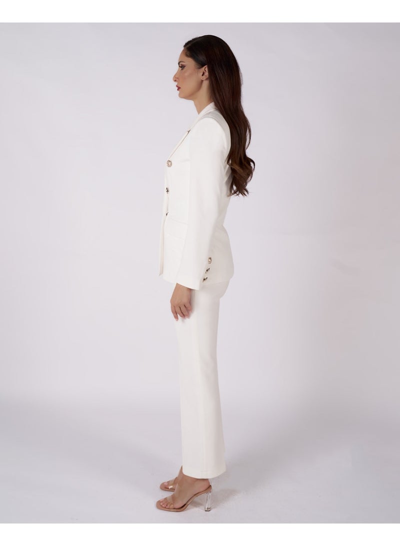 Formal Off White Fitted Double- Breasted Blazer and Pant Suit  - Image 4