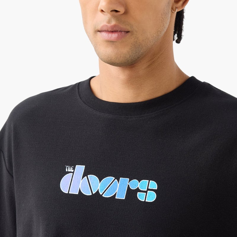 اس بي كاركترز تيشيرت بياقة دائرية بطبعة ذا دورز - Image 4