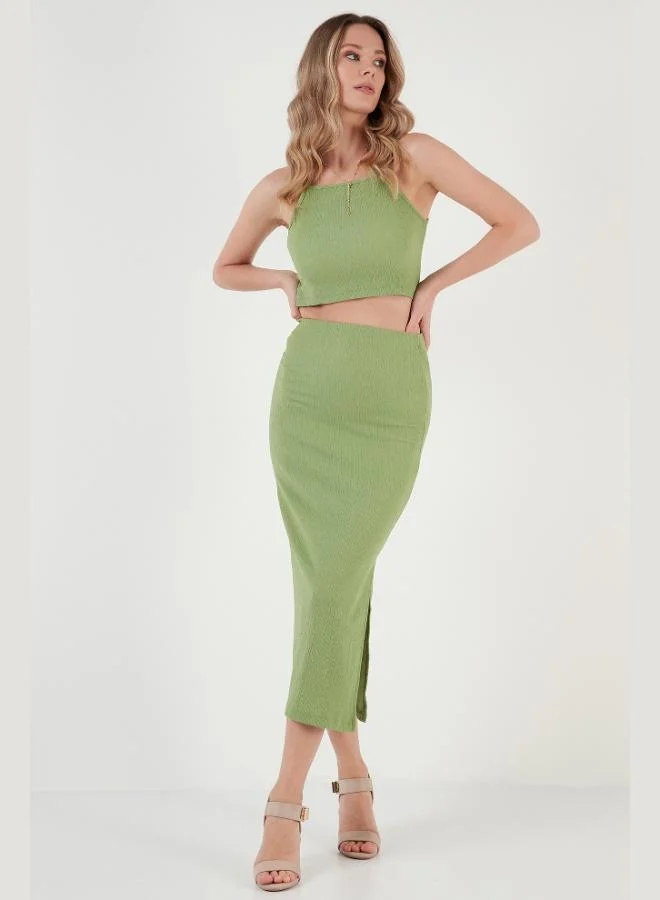 ليلا طقم نسائي ليلا بقصة ضيقة وحمالات بحبل وفتحة