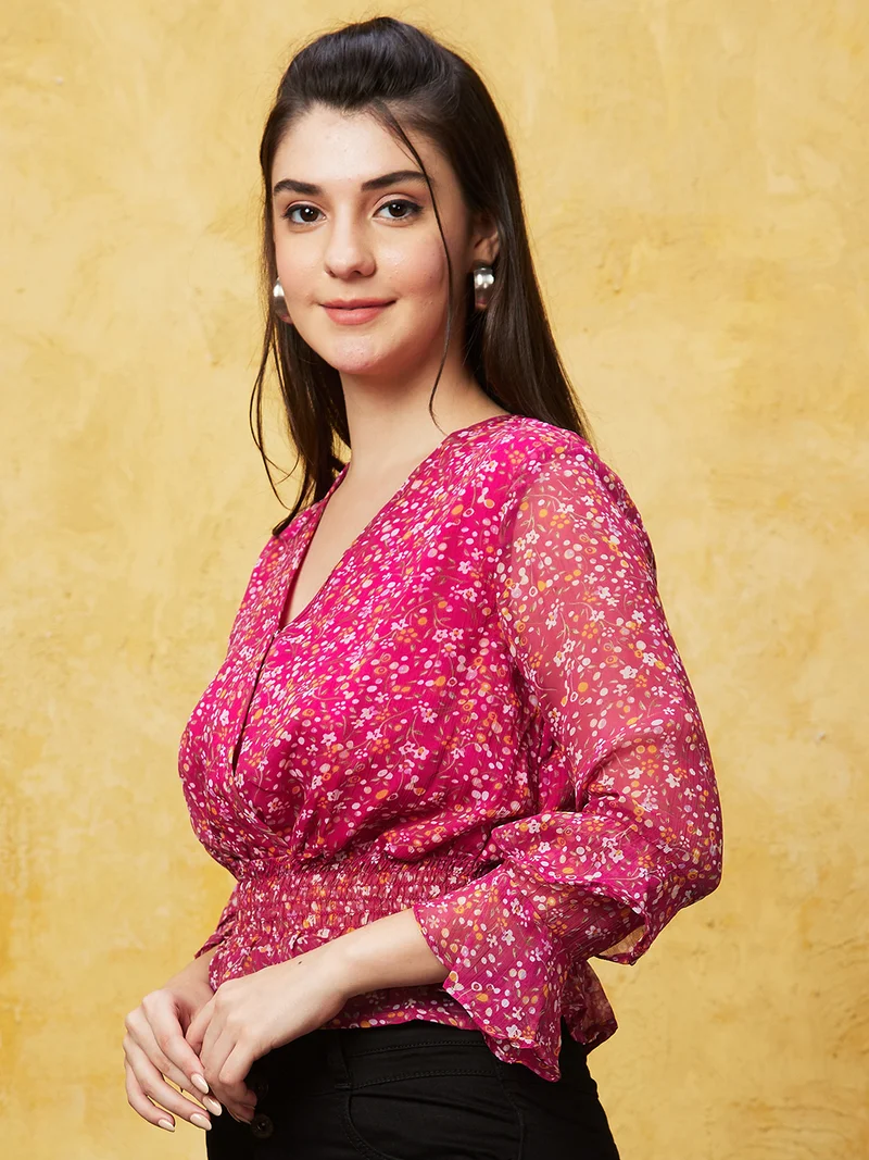 globus Women Pink & White Floral Print V-Neck Smocked Wrap Top