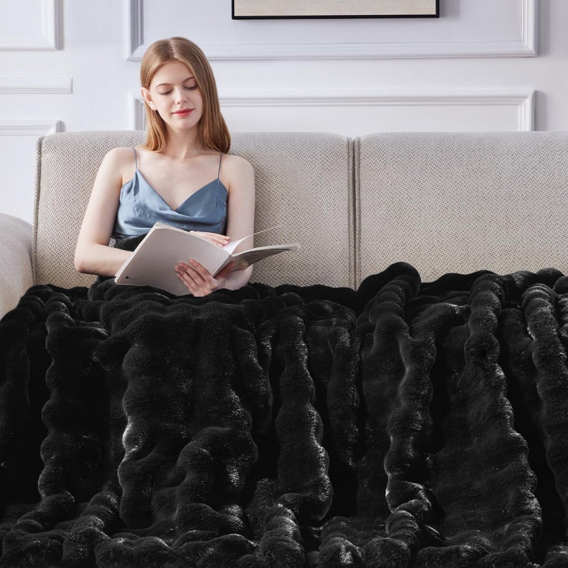 Anysay Faux Fur Throw Blanket, 1000GSM Fluffy Soft Bubble Blanket for Couch Bed, Cozy Plush Warm and Thick Blanket, Fuzzy Rabbit Throw for Living Room Bedroom 50''*60'' Black - Image 4