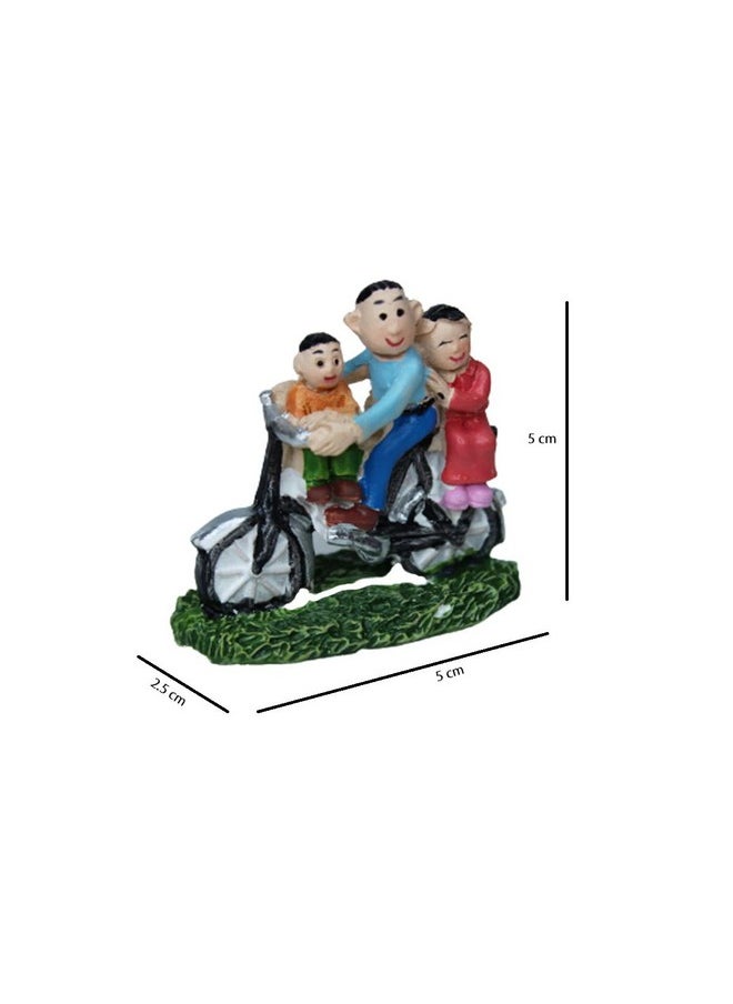 Wonderland - Wonderland Miniature Toys Set of 2 Famliy on Bike - Image 1