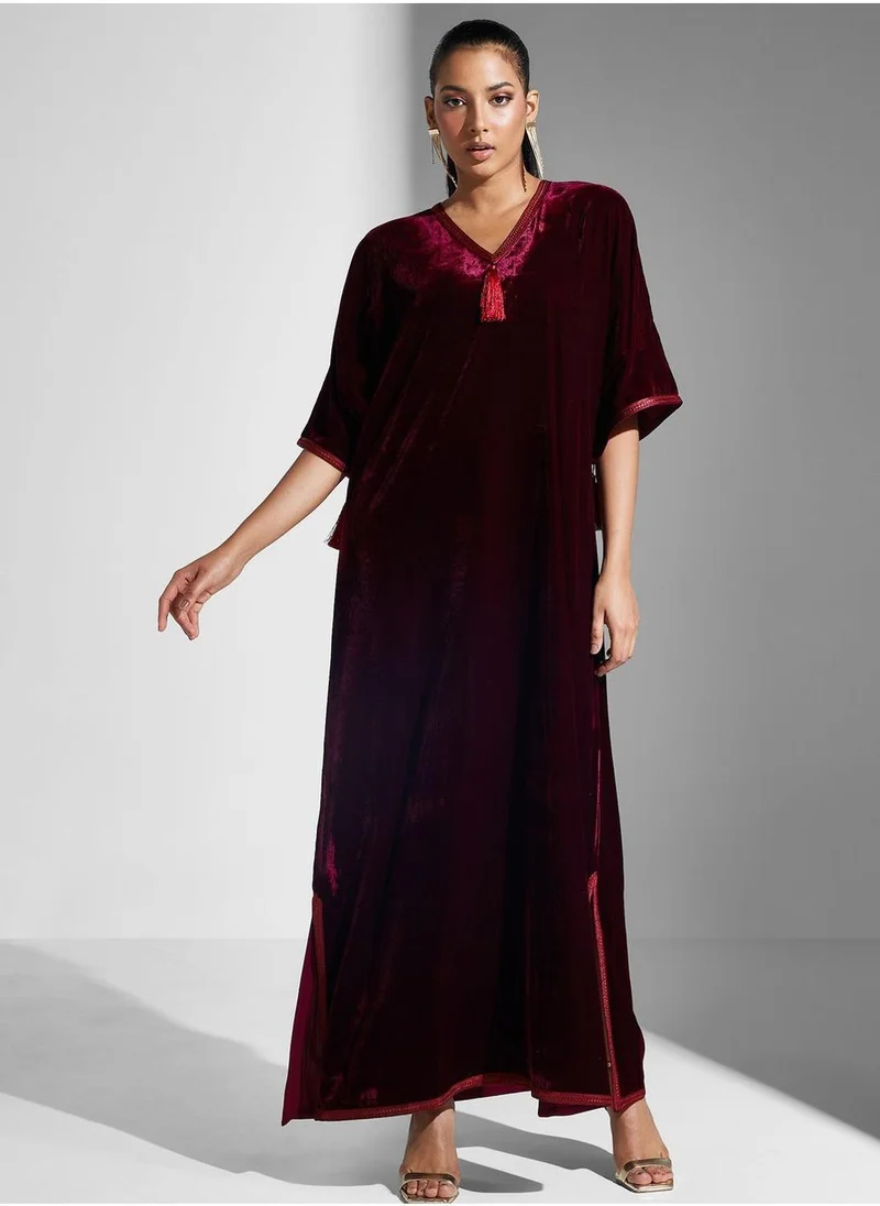 MAISON ARABELLE V-Neck Pu Kaftan