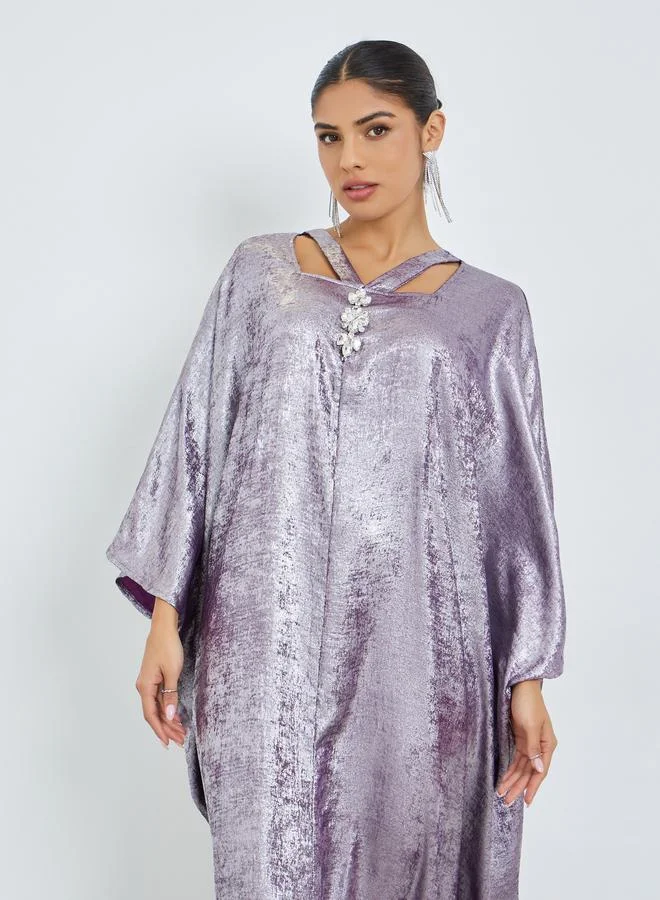 أميرة قفطان بقصة مريحة ومظهر لامع