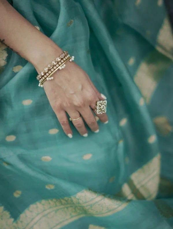 Vivatra Women Banarasi Soft Silk Saree | Jacquard Weaving with Rich Pallu & Border | Includ Matching Utitched Blouse Piece (VT-KP-6040-Ligth Blue) - Image 3