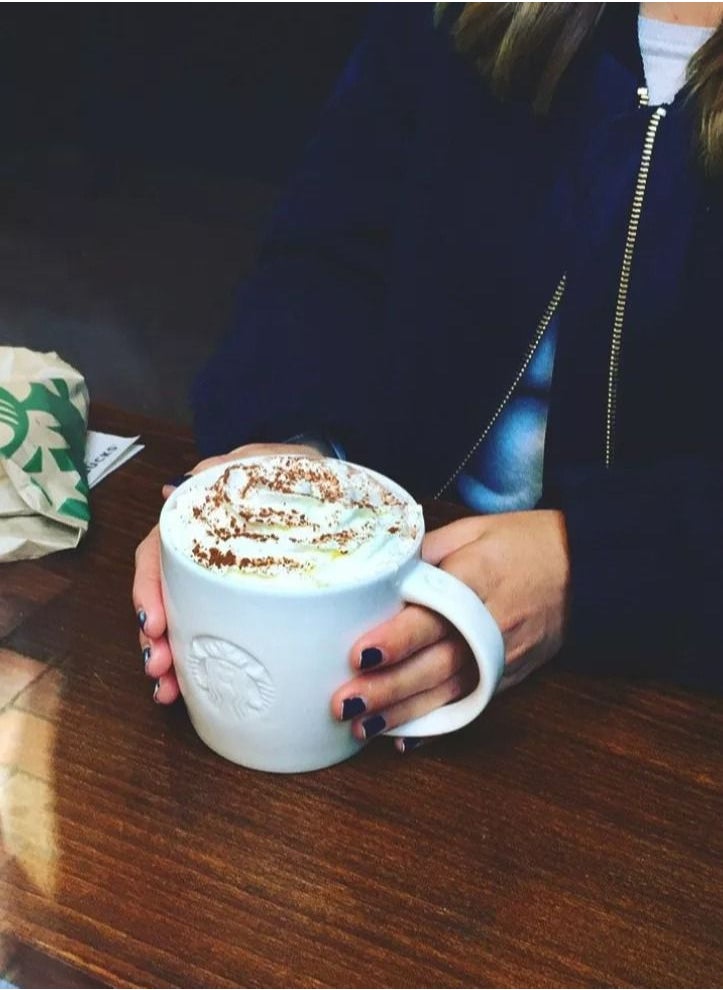 Starbucks - Velvety And Smooth Signature Hot Chocolate Cocoa Powder With 42 Percent Pure Cocoa 330g - Image 1