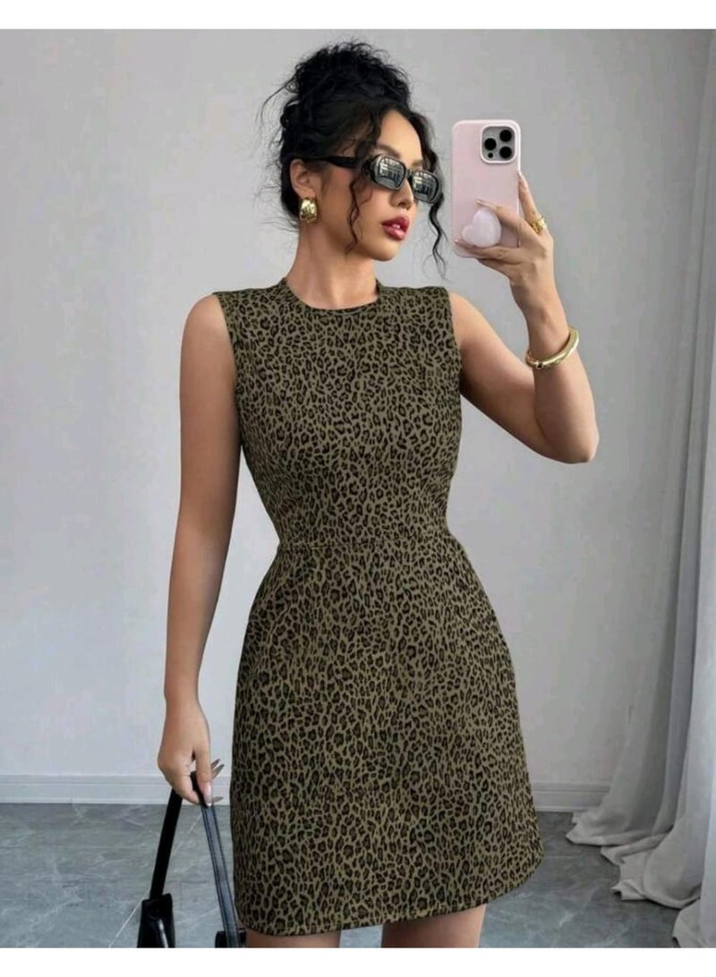 شي إن فستان إلينزجا الصيفي الكاجوال بدون أكمام بطبعة جلد النمر  - Image 1