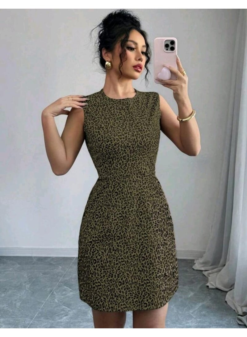 شي إن فستان إلينزجا الصيفي الكاجوال بدون أكمام بطبعة جلد النمر  - Image 5