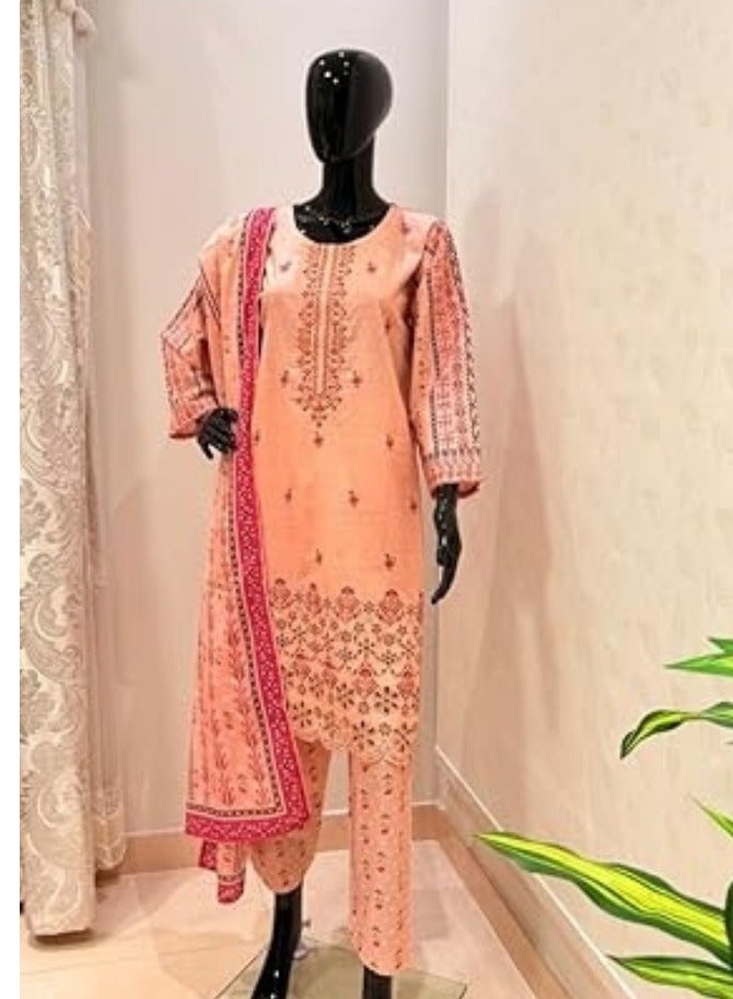 وينشيلز بدلة نسائية باكستانية تقليدية - وردية اللون مع تطريز زهري، طقم من 3 قطع مع دوباتا مطبوعة، مقاس متوسط - Image 2