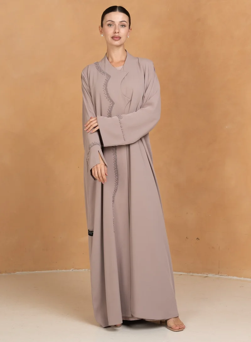 Meem by Mariyah Front open abaya with sheila