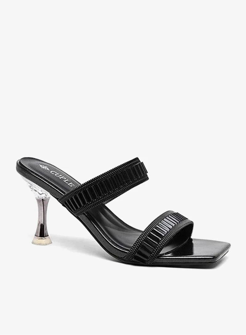 Cuple High heeled sandals with textured dual straps