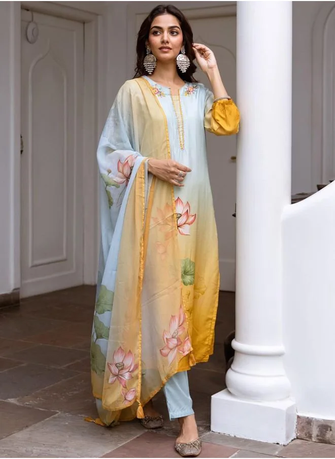 آي شين Palazzo Women Sky Blue Muslin Kurta Set with Embroidered pattern Tunic and Palazzo features a Round neckline and Three-Fourth Sleeve secured with Elastic closure and styled in Straight Fit ideal for Festive moments — a must-have for your statement wardrobe.
