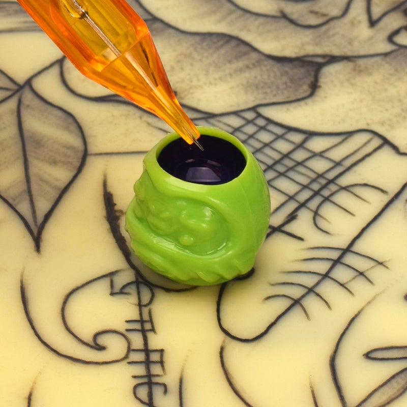 Tattoo Ink Caps 200pcs Green Plastic - Leak-Proof Base Core Tattoo Pigment Cups for Tattooing Microblading Makeup Supplies - Image 2
