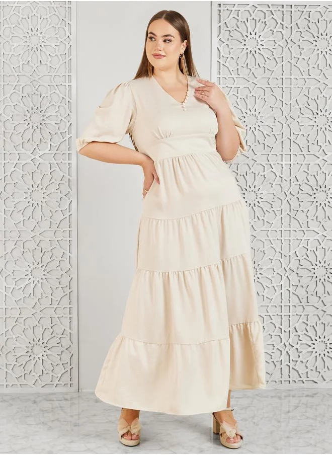 ستايلي Plus Satin Button Detail Tiered Maxi Dress